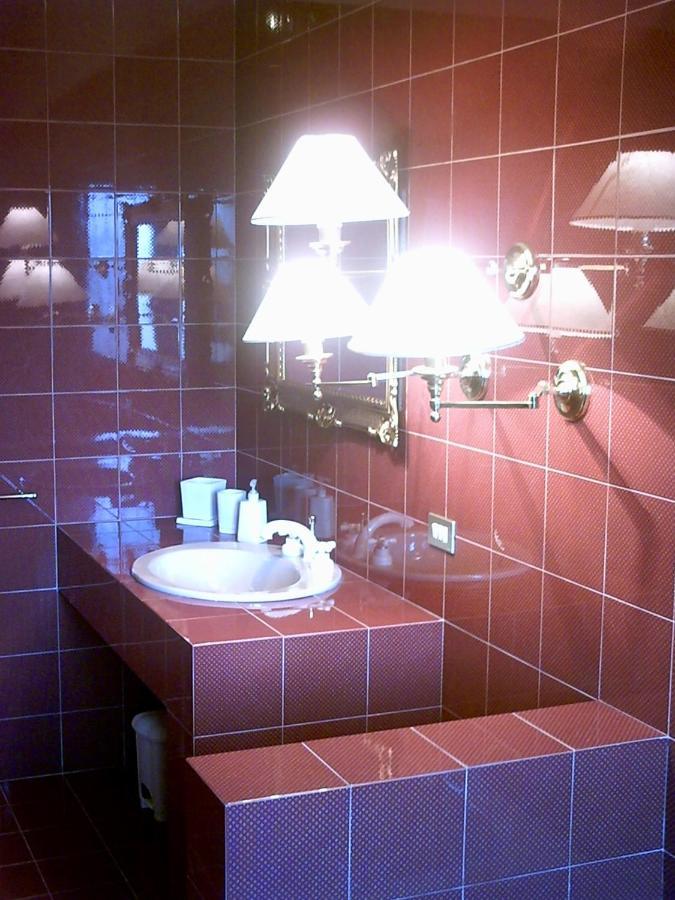 B&B Hollywood Olivadi Екстериор снимка